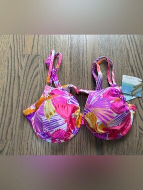 Vibrant Pink & Orange Butterfly-Print Underwire Bikini Top by Sunseeker